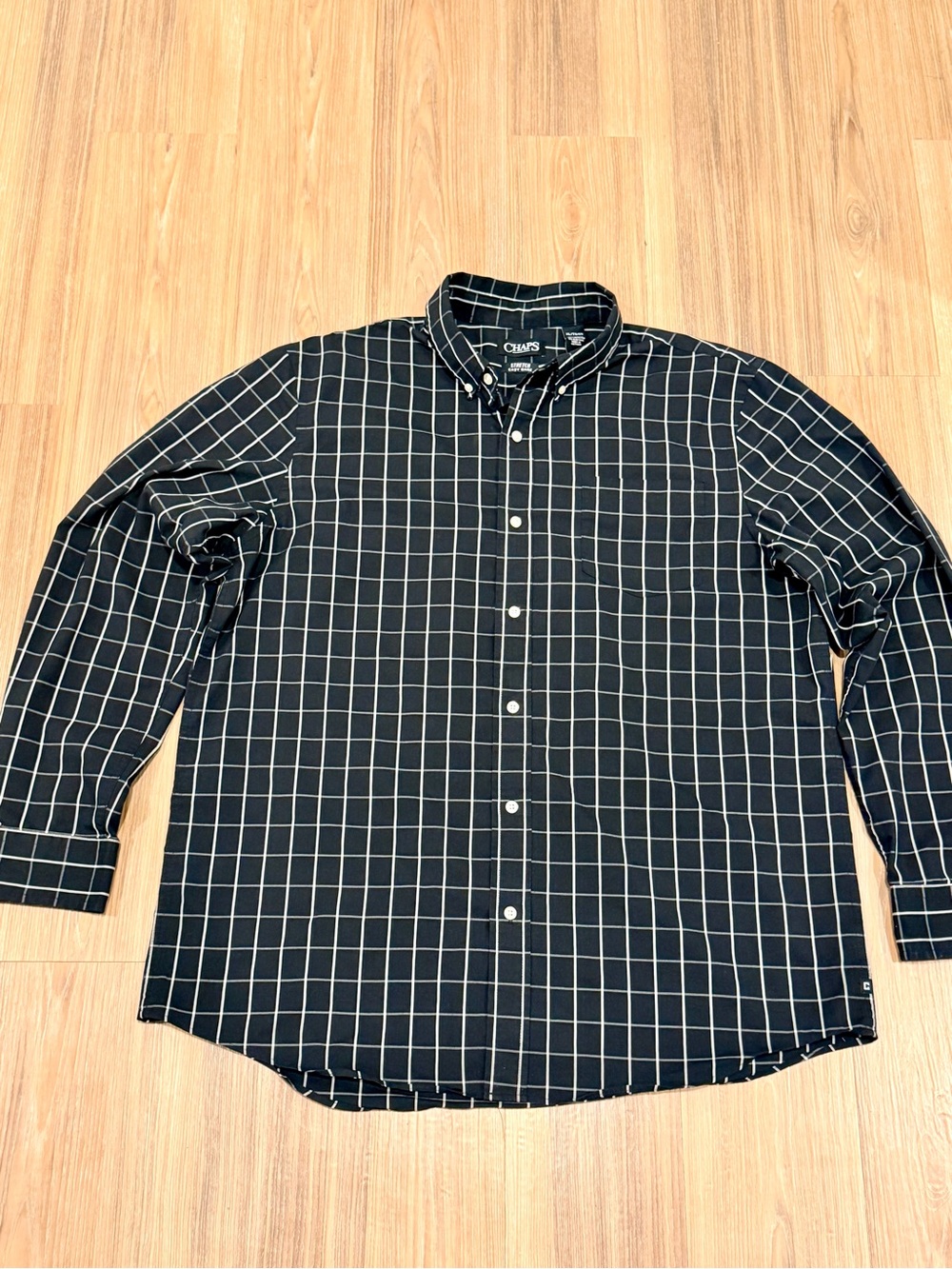 Chaps Men’s XL Black Windowpane Button-Down Shirt with White Grid